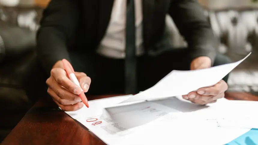 Cheap Bookkeeping vs Professional Bookkeeping: What Is Better for Small Businesses?