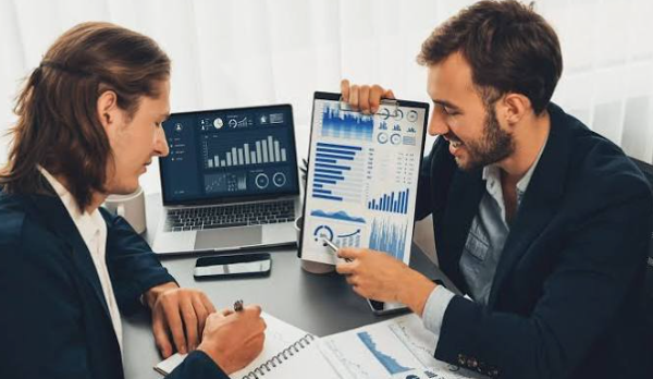 How Consultants Drive Efficiency With Modern Analytics